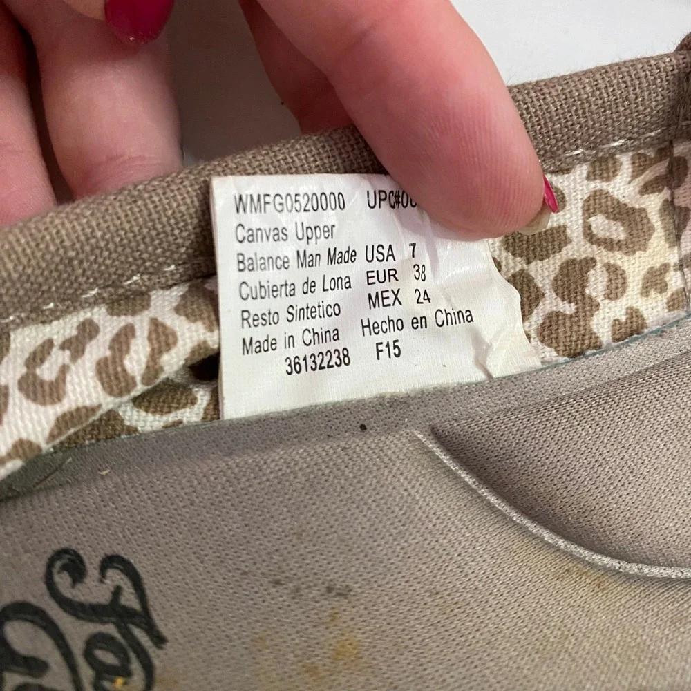 Faded Glory Slip On Canvas Flats‎ Women Size 7 Tan Leopard Print shoes